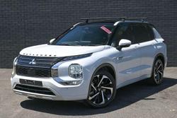 2023 Mitsubishi Outlander PHEV Exceed Tourer