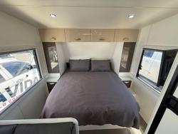 2018 TITANIUM Southern Star