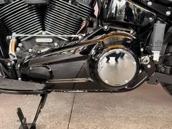 2025 Harley-davidson FLHC HERITAGE CLASSIC (117) Vivid Black