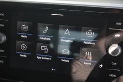 2025 Volkswagen T-Roc 140TSI R-Line