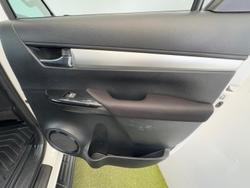 2022 Toyota Hilux SR5