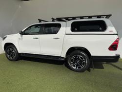 2022 Toyota Hilux SR5