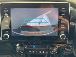 2022 Toyota Hilux SR5