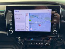 2022 Toyota Hilux SR5