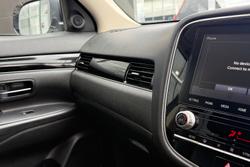 2021 Mitsubishi Outlander LS