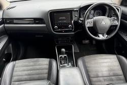 2021 Mitsubishi Outlander LS