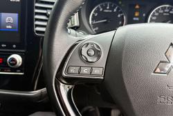 2021 Mitsubishi Outlander LS