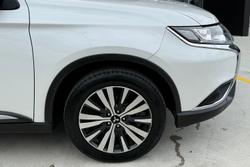 2021 Mitsubishi Outlander LS