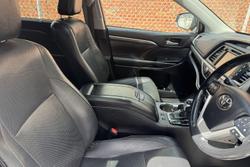 2017 Toyota Kluger Grande GSU50R White Pearl