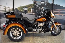 Harley-Davidson FLHTCUTG TRI Glide U/CLC 114