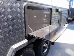 2025 Essential Caravans Ranger V7-7 21'8