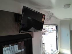 2025 Essential Caravans Ranger V7-7 21'8