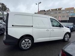 2025 Volkswagen Caddy TSI220