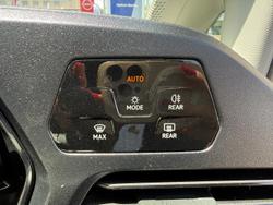 2025 Volkswagen Caddy TSI220