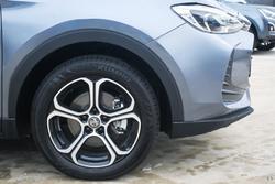 2025 MG ZS Essence ZS32 MY25.5 Lunar Grey