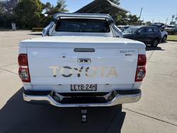 2015 Toyota Hilux