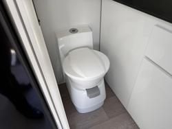 2025 JB Caravans Gatorx 17'10 Rd Lounge