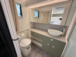 2025 Traveller Destination Track 15