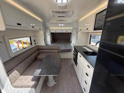 2025 JB Caravans Gatorx 17'10 Rd Lounge