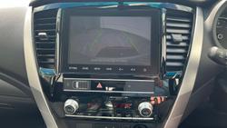 2021 Mitsubishi Pajero Sport GLX