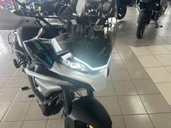 2025 CFMOTO 700MT MT White