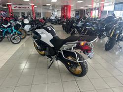 2025 CFMOTO 700MT MT White