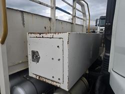 2004 Mitsubishi Beavertail