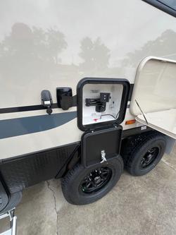 2025 JAYCO DISCOVERY 22.68-1.OB.DY-MY25