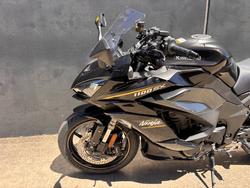 2026 Kawasaki 2026 KAWASAKI 1100CC Ninja 1100SX METALLIC CARBON GRAY