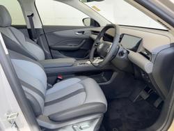 2025 MG MGS5 EV Essence 62