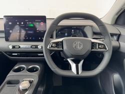 2025 MG MGS5 EV Essence 62