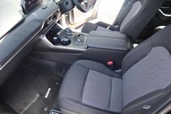 2025 Mazda CX-80 G40e Pure