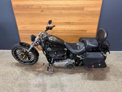 2016 Harley-davidson FXSB SOFTAIL BREAKOUT Black