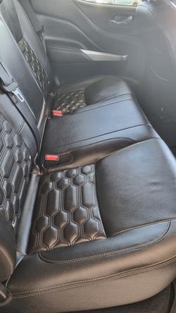 2021 Nissan Navara ST-X