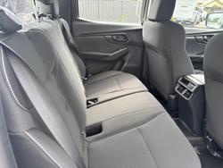 2025 Isuzu D-MAX SX MY25.5 4X4 Dual Range Mineral White