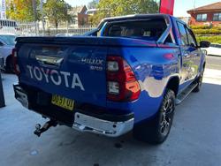 2020 Toyota Hilux SR5