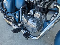 2021 ROYAL ENFIELD (SEE ALSO ENFIEL CLASSIC SQUADRON BLUE ABS Blue