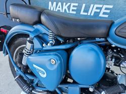 2021 ROYAL ENFIELD (SEE ALSO ENFIEL CLASSIC SQUADRON BLUE ABS Blue