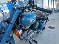 2021 ROYAL ENFIELD (SEE ALSO ENFIEL CLASSIC SQUADRON BLUE ABS Blue