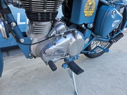 2021 ROYAL ENFIELD (SEE ALSO ENFIEL CLASSIC SQUADRON BLUE ABS Blue
