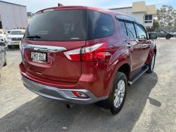 2018 ISUZU MU-X LS-U (4x4)