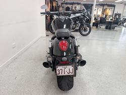 2012 Triumph THUNDERBIRD STORM Carbon Black / Sapphire Black