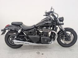 Triumph Thunderbird Storm