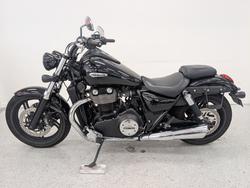 2012 Triumph THUNDERBIRD STORM Carbon Black / Sapphire Black