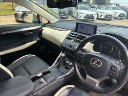 2019 Lexus NX 300h Luxury