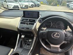 2019 Lexus NX 300h Luxury