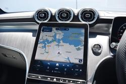 2025 Mercedes-Benz GLC-Class GLC300