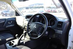 2014 Mitsubishi Pajero GLX-R