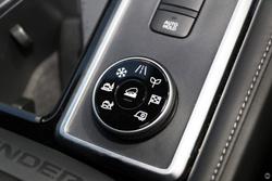 2024 Nissan Pathfinder ST-L