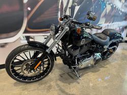 2016 Harley-Davidson Breakout 103 (FXSB) Softail Black